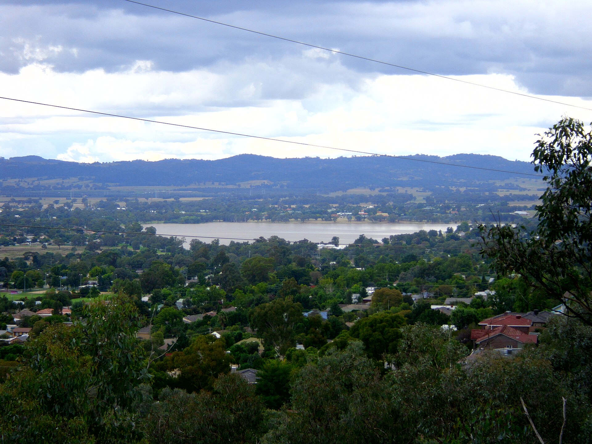 Kooringal and Lake Albert suburbs viewed from Willans Hill, Wagga Wagga